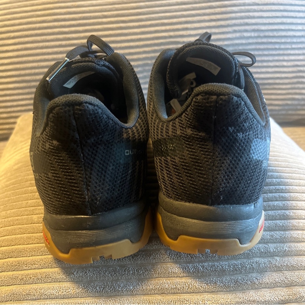 Salomon Outbound Prism GTX Goretex Waterproof Hiking Shoes Contagrip Size 12 - Picture 2 of 10